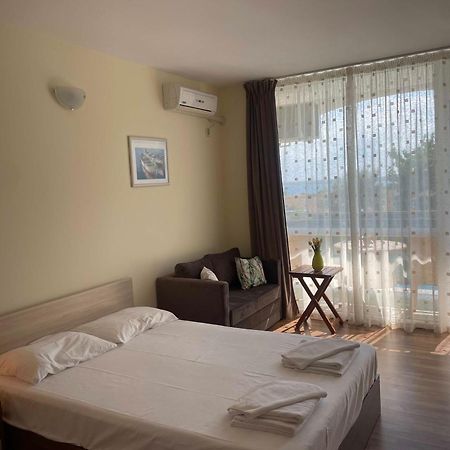 Rutland Sp Apartments Ravda Dış mekan fotoğraf