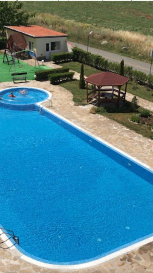 Rutland Sp Apartments Ravda Dış mekan fotoğraf