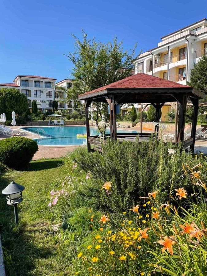 Rutland Sp Apartments Ravda Dış mekan fotoğraf