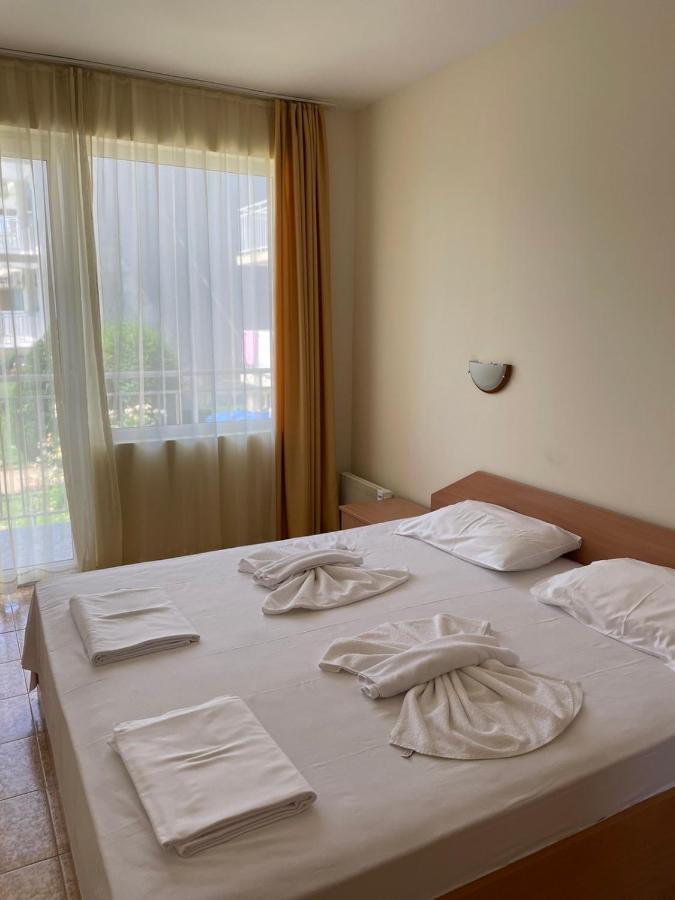 Rutland Sp Apartments Ravda Dış mekan fotoğraf